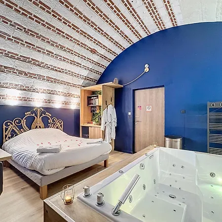 La Parenthese Envoutee Aparthotel *