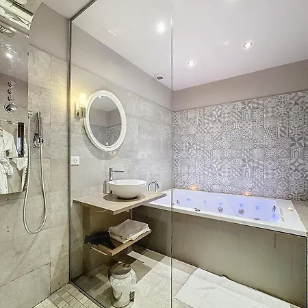 La Parenthese Envoutee Aparthotel *