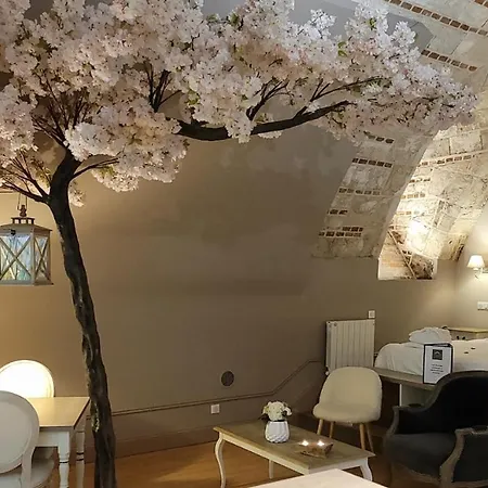 La Parenthèse Envoutée 4*