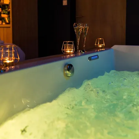 Aparthotel La Parenthese Envoutee
