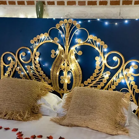 La Parenthese Envoutee Aparthotel