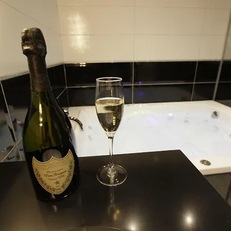 Aparthotel La Parenthèse Envoutée *