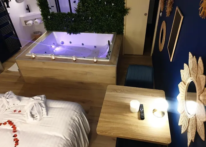 La Parenthese Envoutee Aparthotel