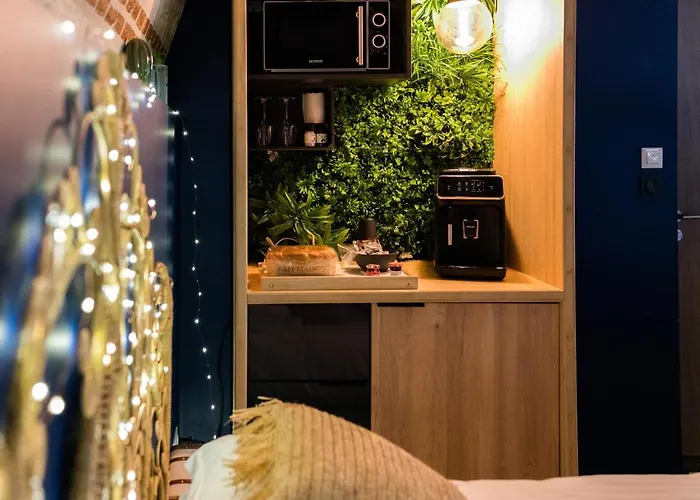 La Parenthese Envoutee Aparthotel