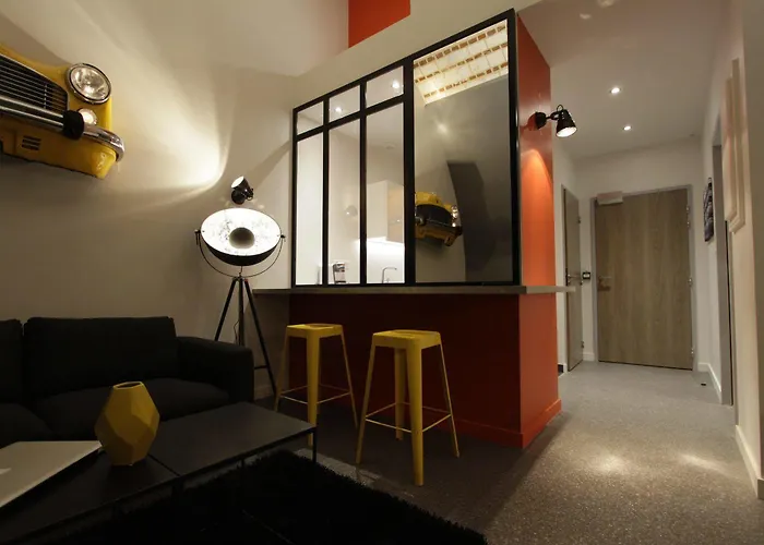 La Parenthese Envoutee 4*