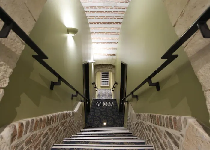 Aparthotel La Parenthese Envoutee 4*