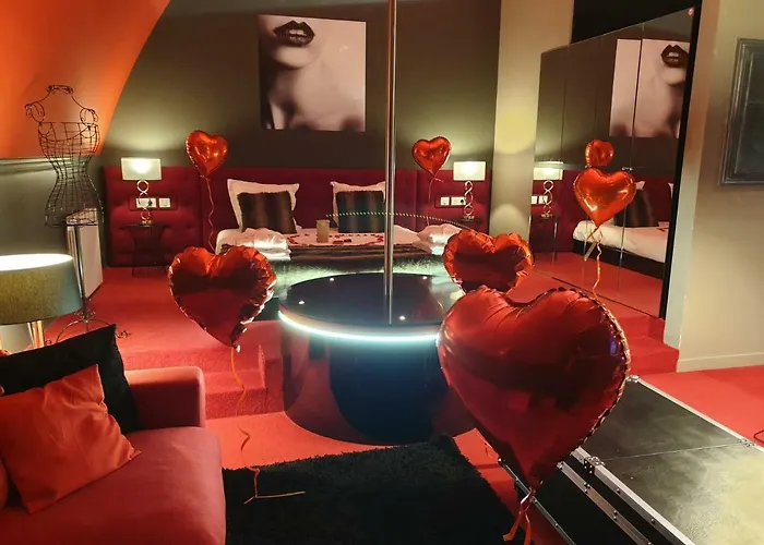 La Parenthese Envoutee Aparthotel 4*