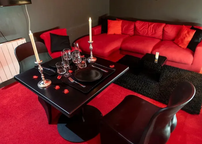 Aparthotel La Parenthese Envoutee 4*